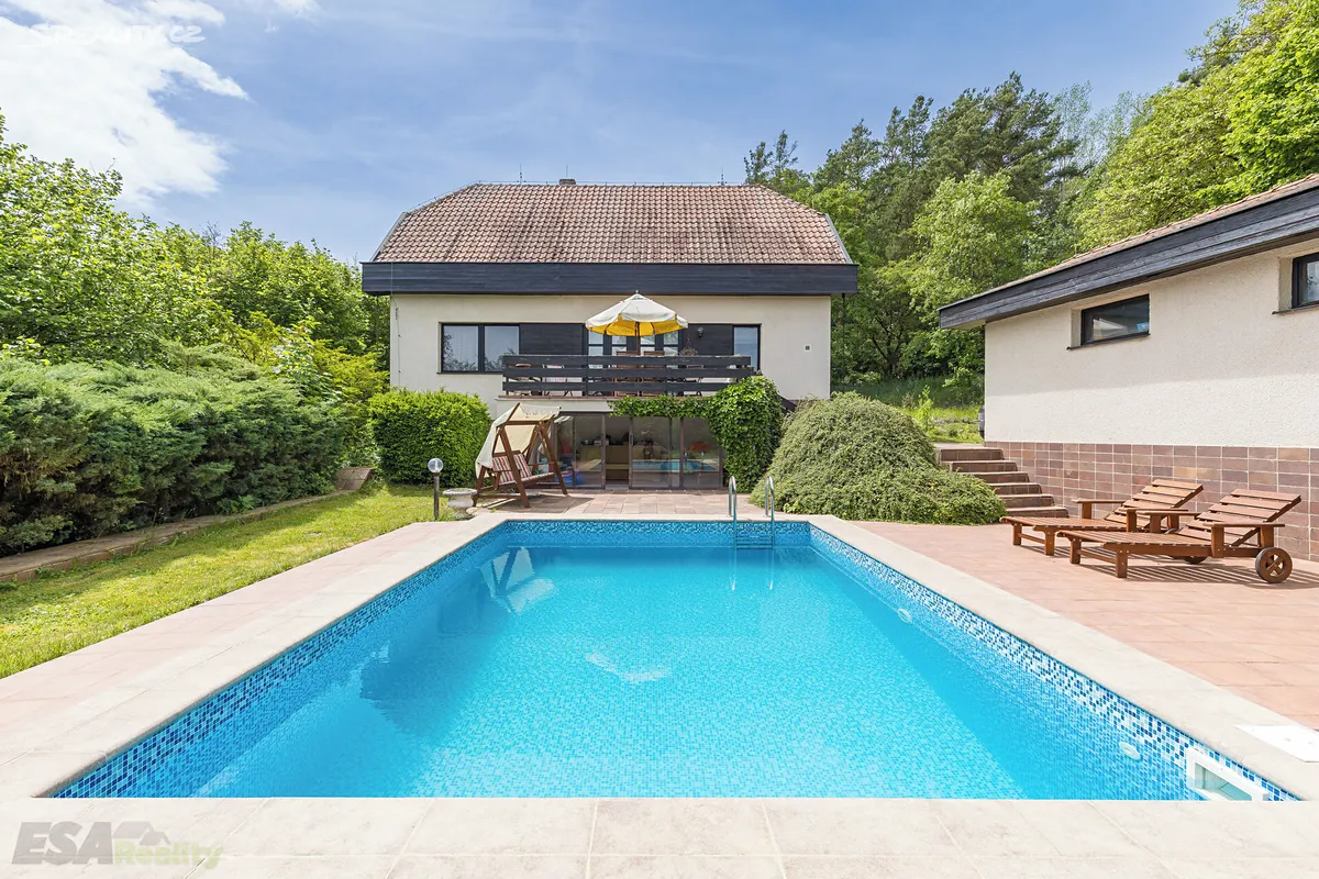 Prodej rodinného domu 145 m², pozemek 5188 m², Medonosy