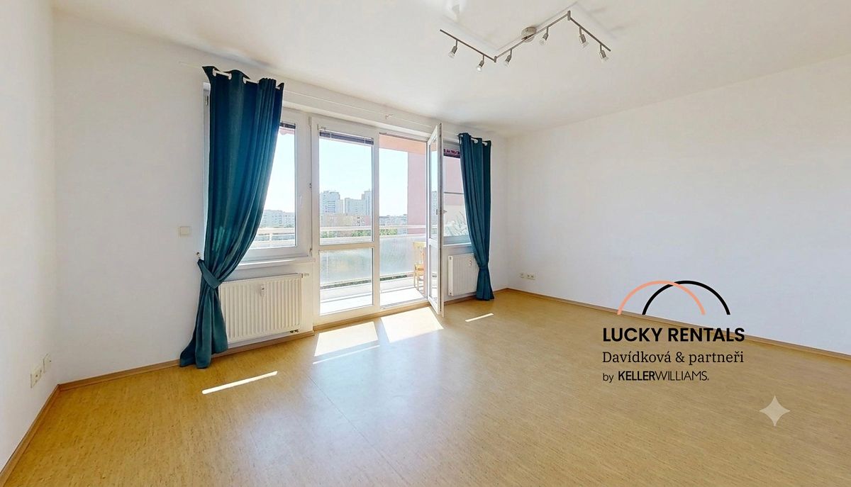 Pronájem bytu 1+kk 35 m²