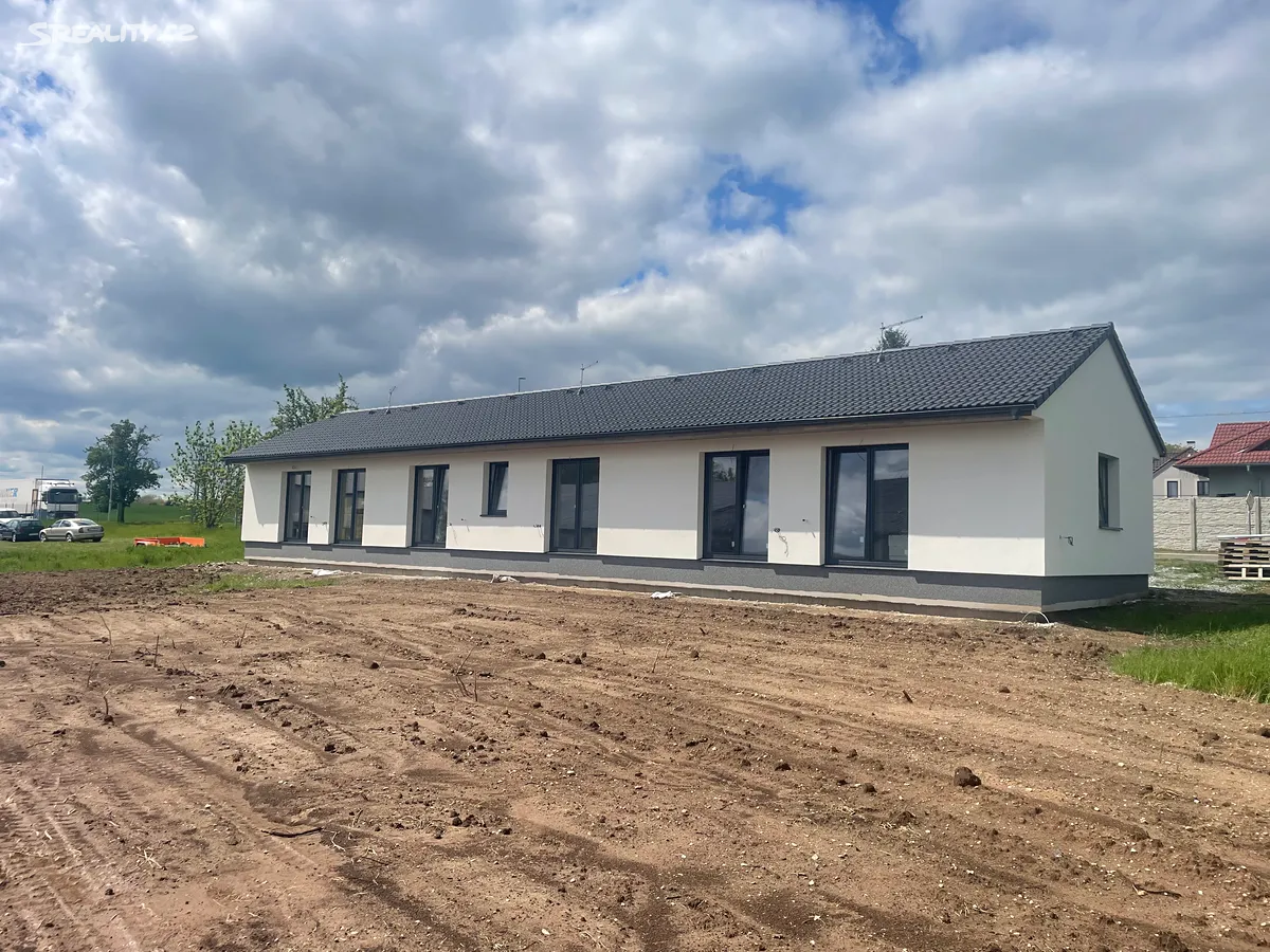 Prodej bytu 3+kk 61 m² – pohled 2
