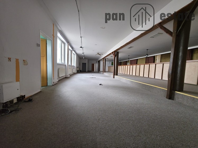 Комерційне приміщення в оренду, 200 м² (9 з 10)