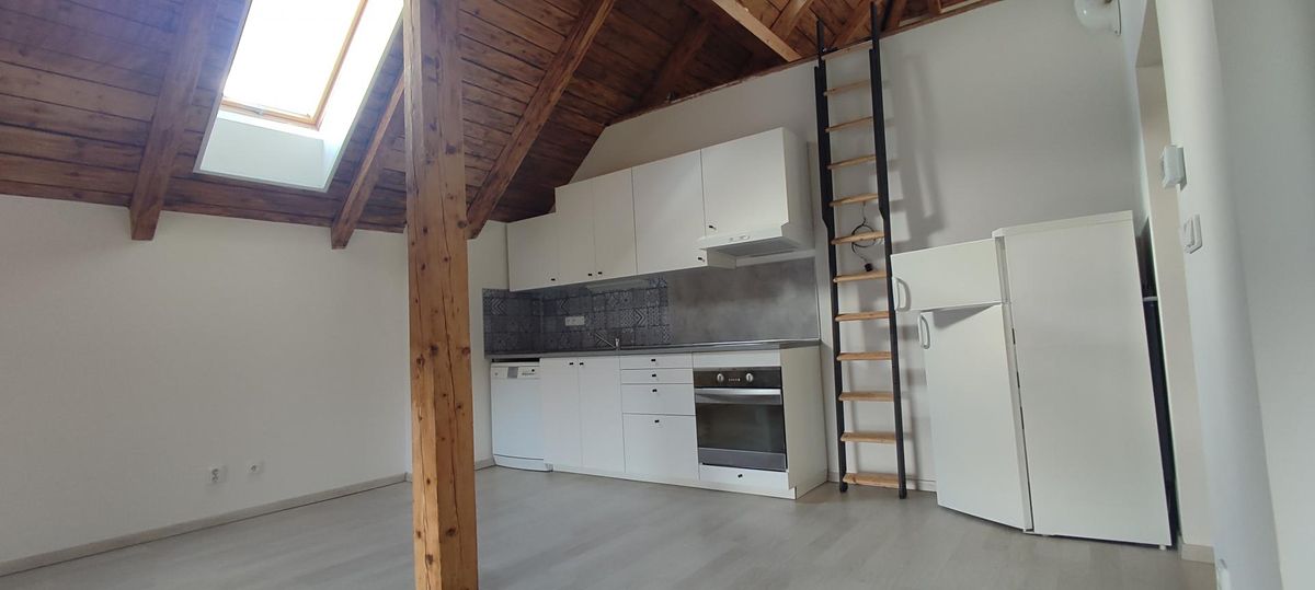 Pronájem bytu 2+kk 47 m² – fotografie 4
