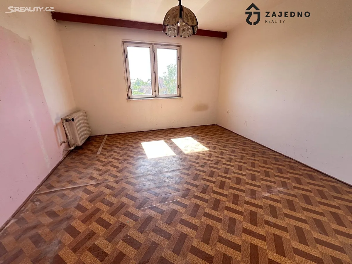 Prodej rodinného domu 160 m², pozemek 873 m² – pohled 4