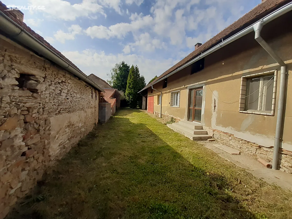 Prodej rodinného domu 74 m², pozemek 546 m² – pohled 4