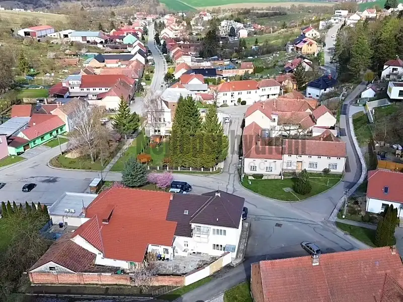 Prodej stavebního pozemku 1659 m², Rašovice – náhled fotky 3
