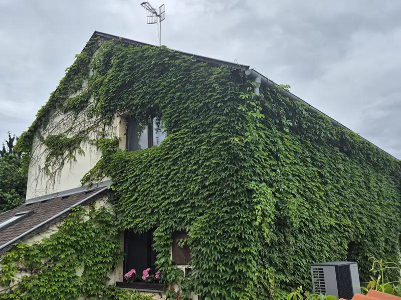 Prodej rodinného domu 330 m², pozemek 413 m², Praha – náhled fotky 1
