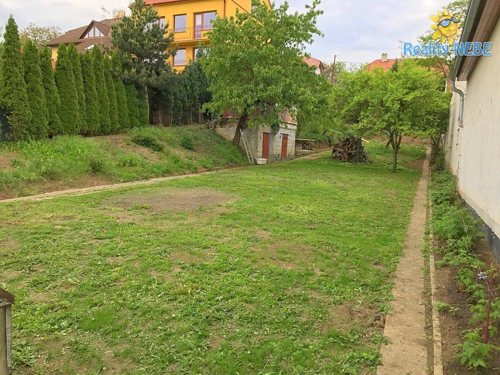 Pronájem rodinného domu 150 m², pozemek 1406 m² – fotografie 2