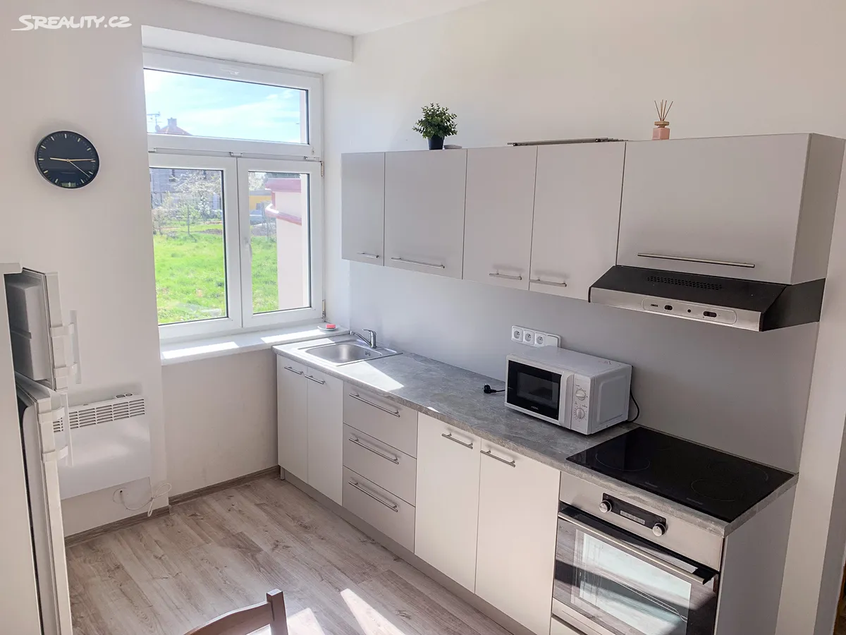 Pronájem bytu 2+1 46 m², Znojmo