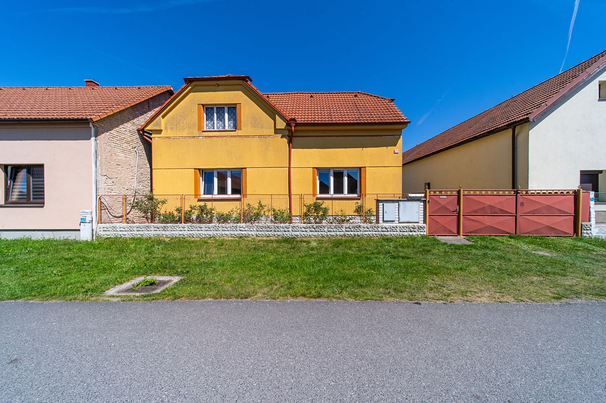 Prodej rodinného domu 101 m², pozemek 1171 m²