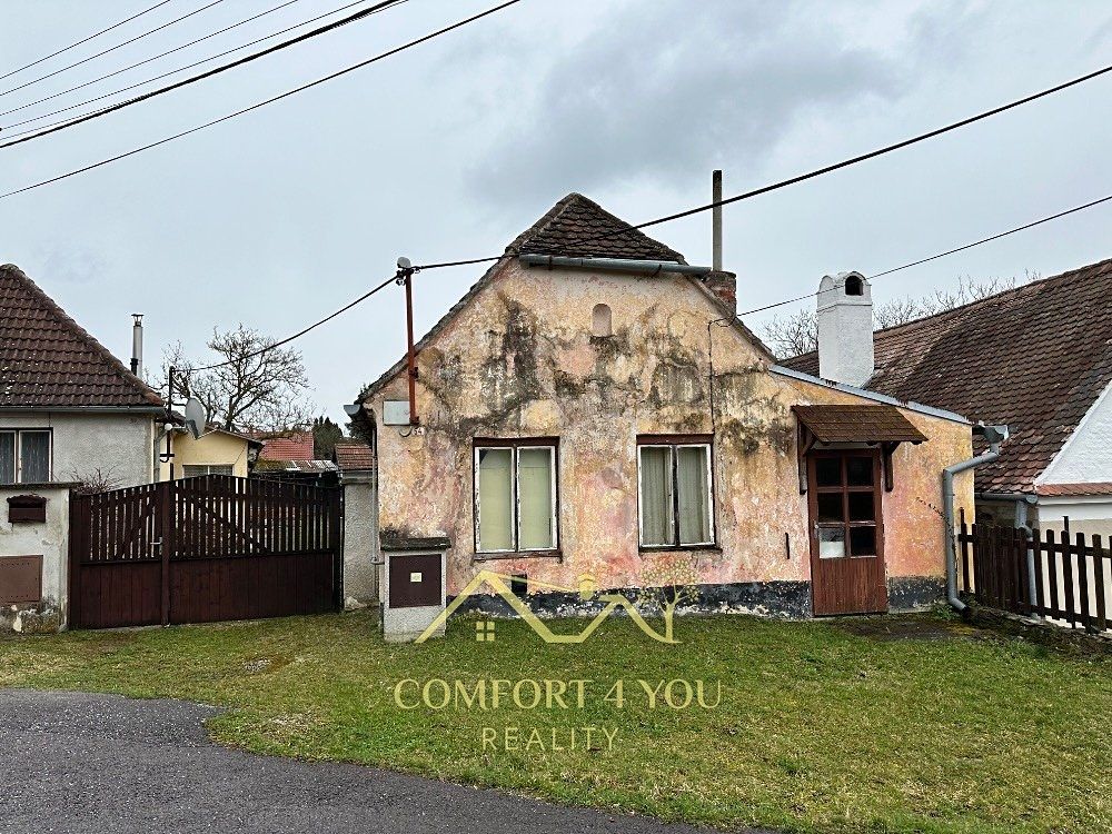 Prodej rodinného domu 80 m², pozemek 537 m² – fotografie 2