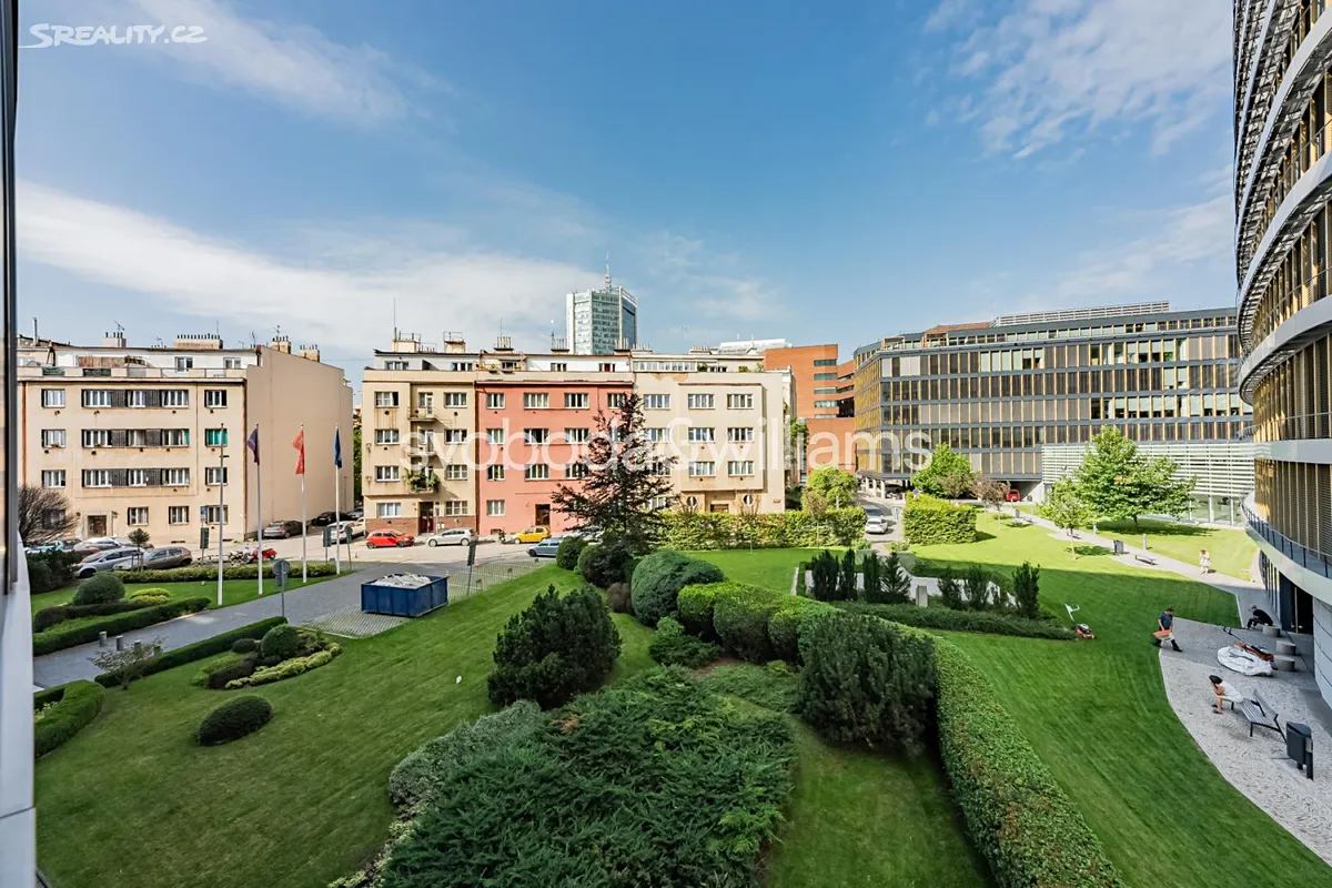 Pronájem kanceláře 883 m² - Widok 4