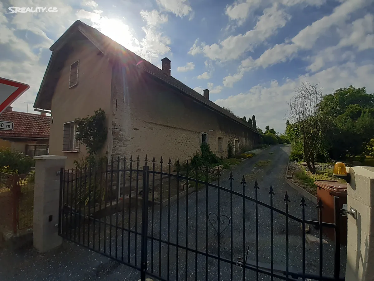 Prodej rodinného domu 74 m², pozemek 546 m² – pohled 2
