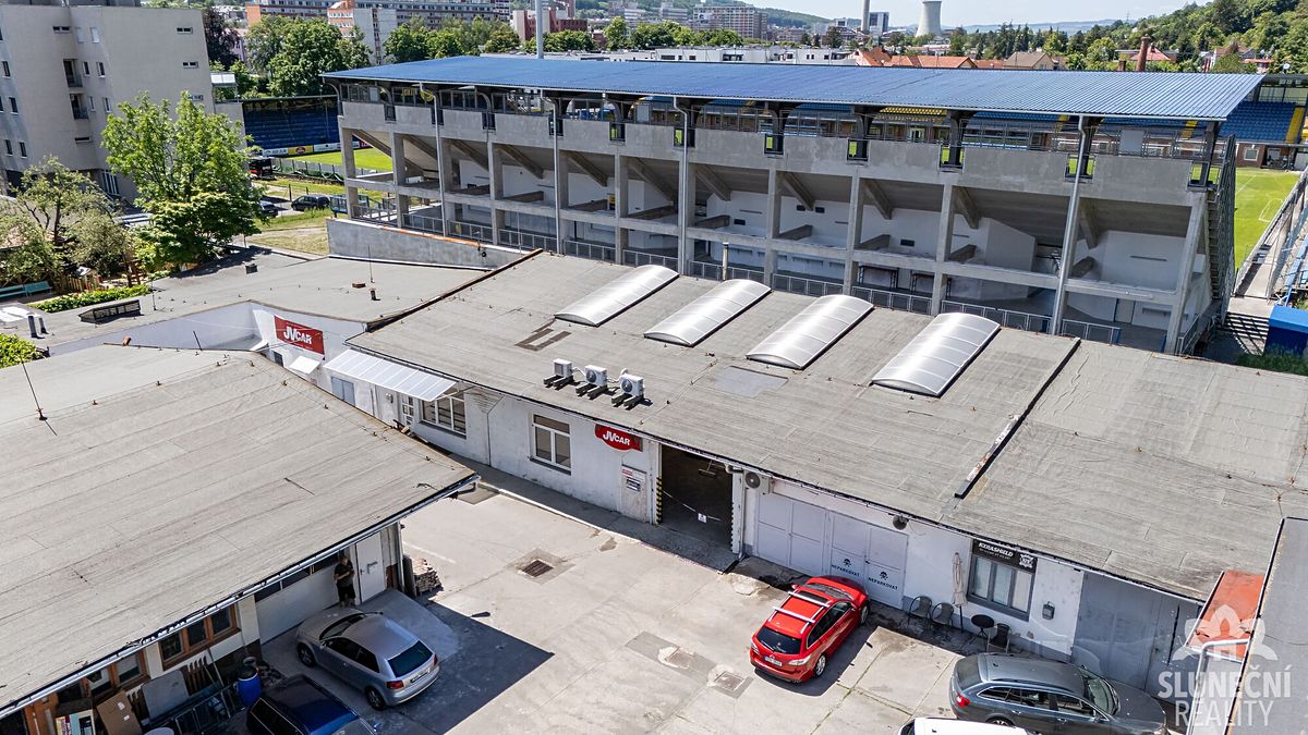 Pronájem obchodního prostoru 195 m²