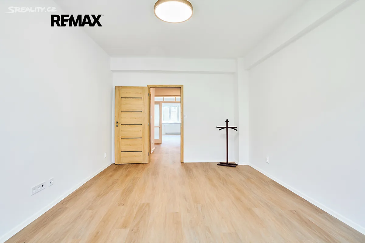 Pronájem bytu 2+1 73 m², Praha