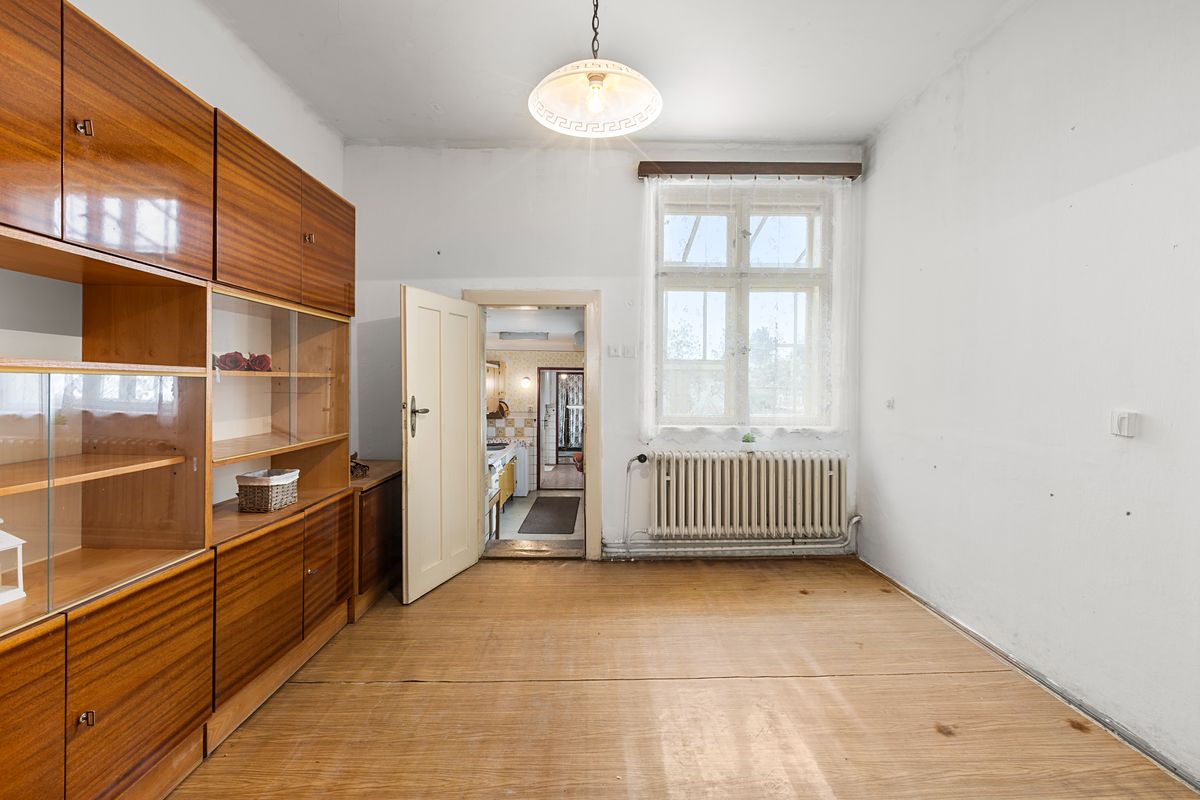 Prodej rodinného domu 118 m², pozemek 496 m² – fotografie 2