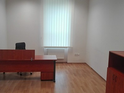 Комерційне приміщення в оренду, 20 м² (2 з 7)