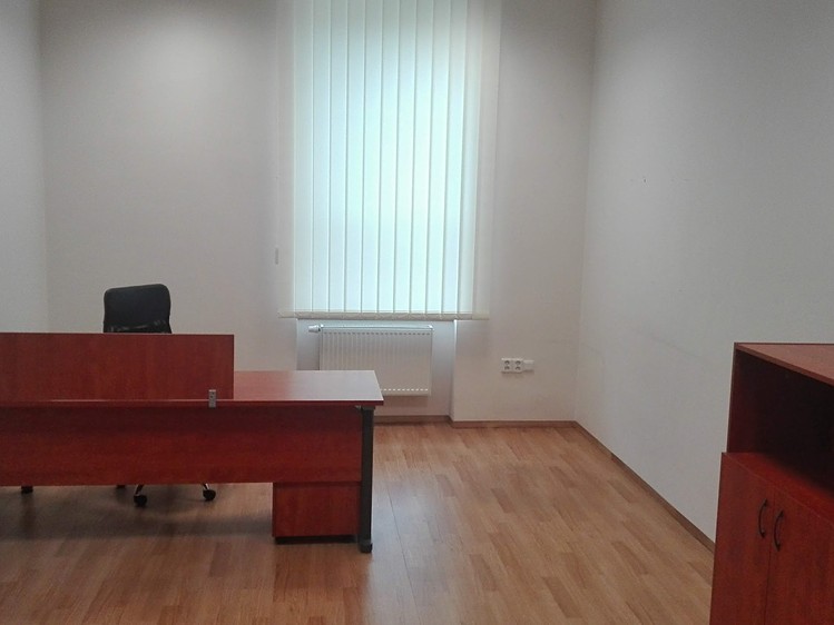Комерційне приміщення в оренду, 20 м² (2 з 7)