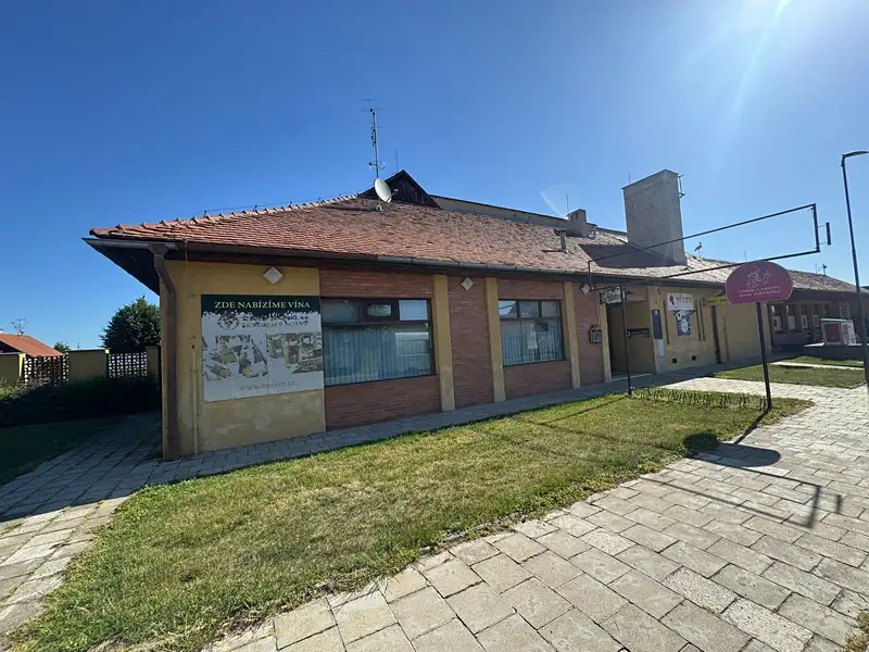 Prodej obchodního prostoru 700 m², Štítary – náhled fotky 3