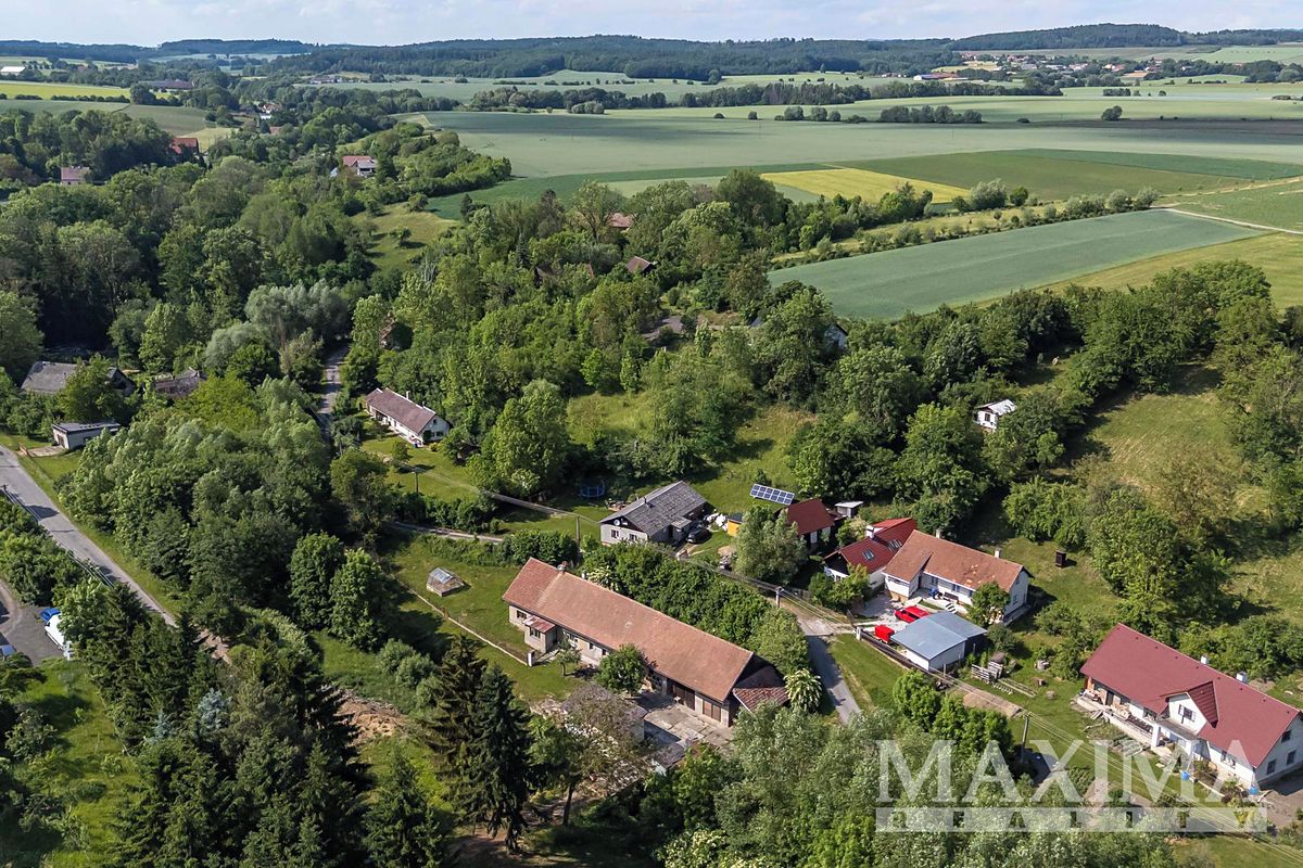 Prodej rodinného domu 322 m², pozemek 1590 m² – fotografie 5
