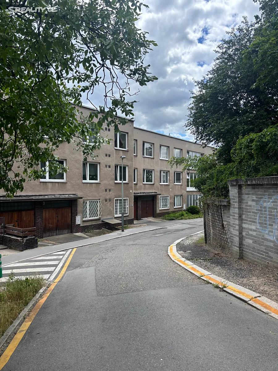 Prodej bytu 4+kk 64 m², Praha