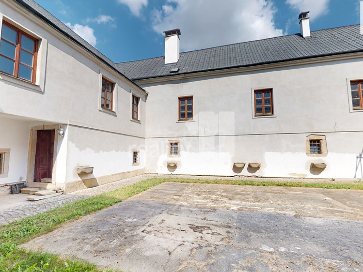 Prodej komerčního prostoru, 1 544 m² (6 z 48)