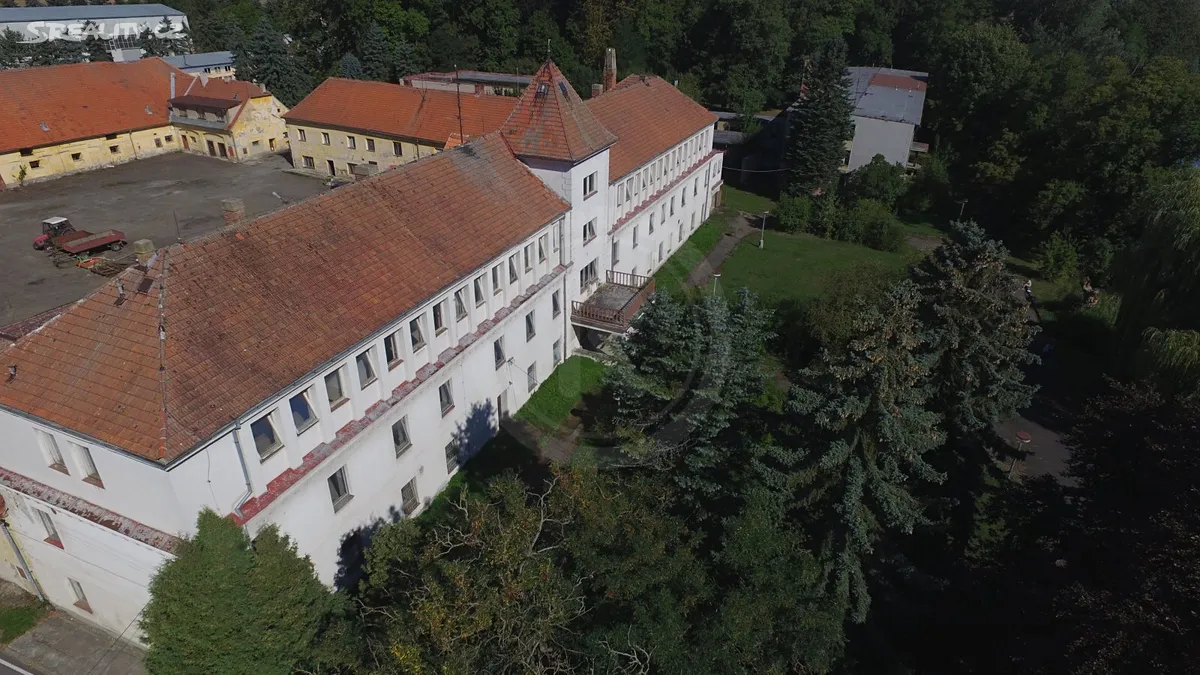 Prodej obchodního prostoru 2355 m² – pohled 3