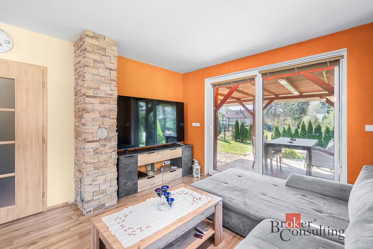Prodej rodinného domu 93 m², pozemek 973 m² – fotografie 4