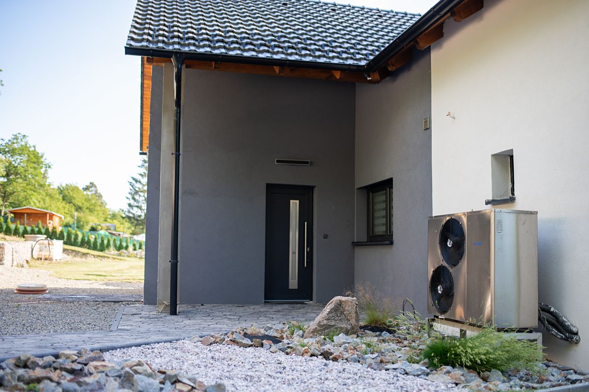 Prodej rodinného domu 196 m², pozemek 1875 m² – fotografie 4