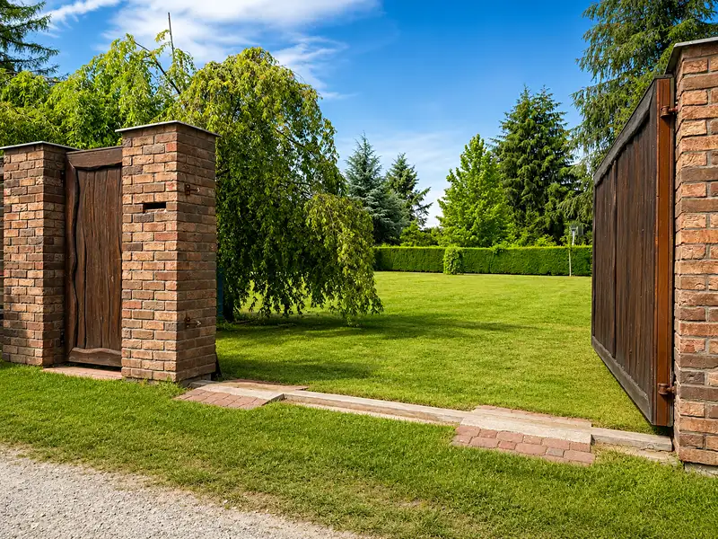 Prodej stavebního pozemku 872 m², Louňovice – náhled fotky 1