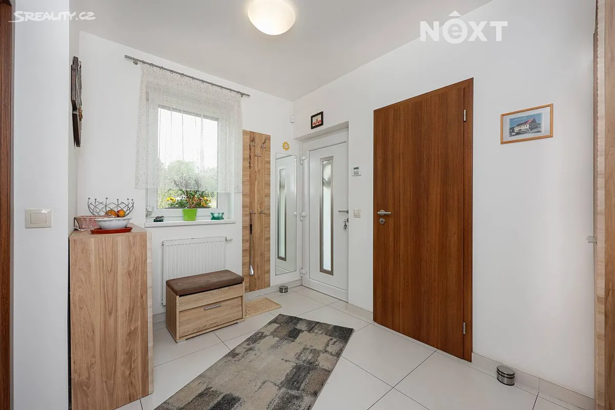 Prodej rodinného domu 143 m², pozemek 256 m² – pohled 2