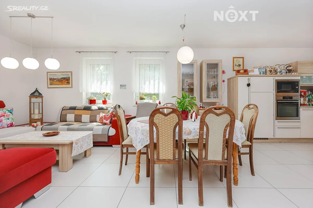 Prodej rodinného domu 143 m², pozemek 256 m² – pohled 6