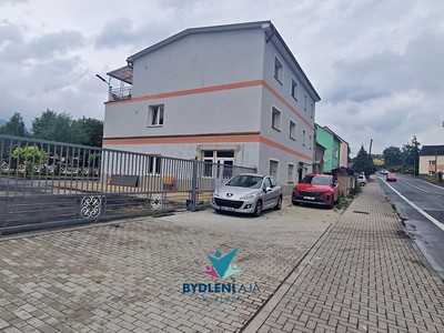 Pronájem bytu 4+kk 75 m²