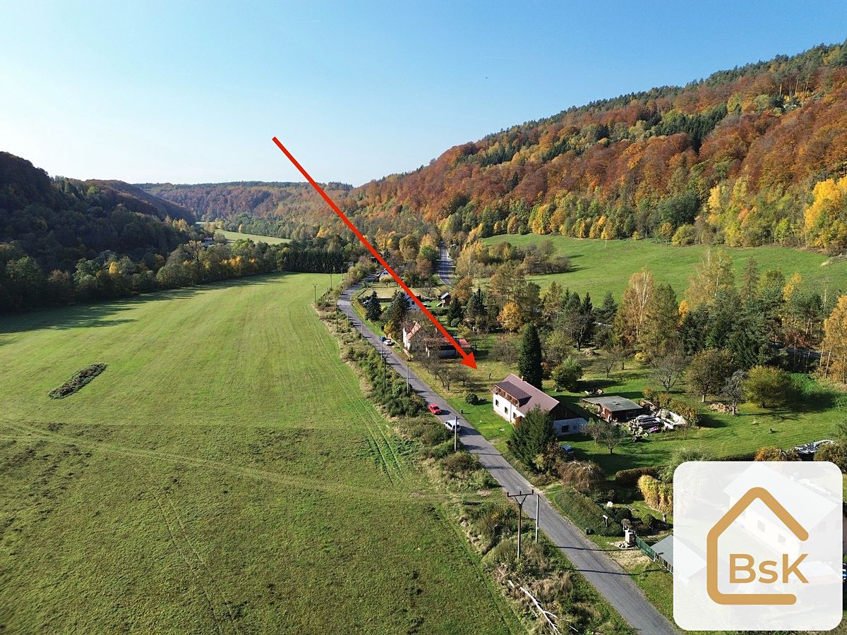 Prodej stavebního pozemku 2069 m² – fotografie 3