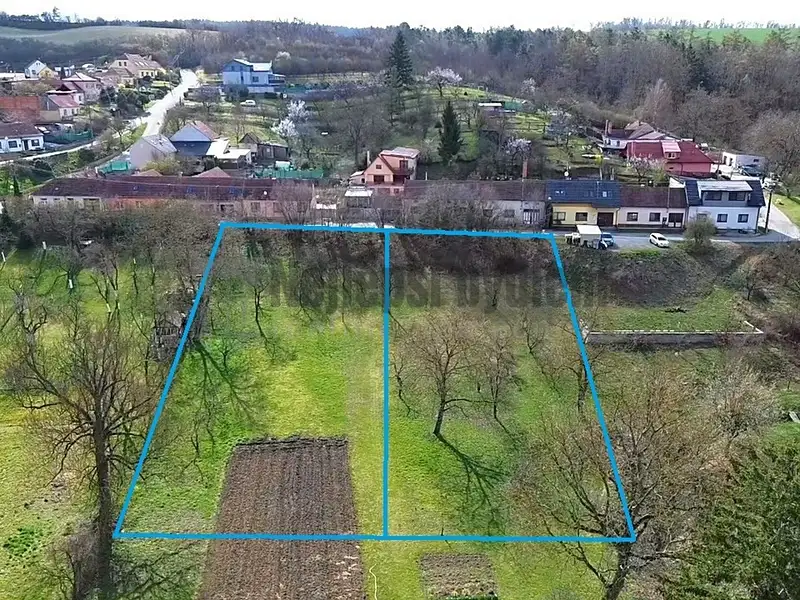 Prodej stavebního pozemku 1659 m², Rašovice – náhled fotky 2