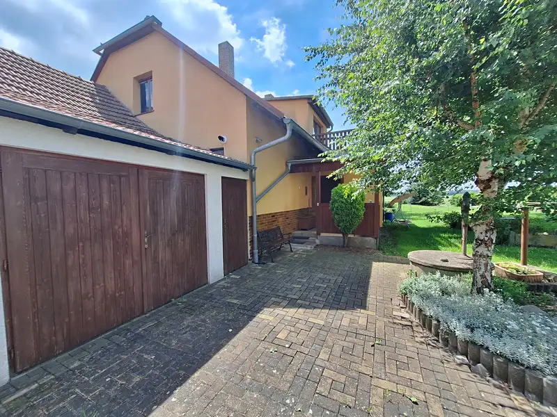 Prodej rodinného domu 192 m², pozemek 950 m², Lužec nad Cidlinou – náhled fotky 3