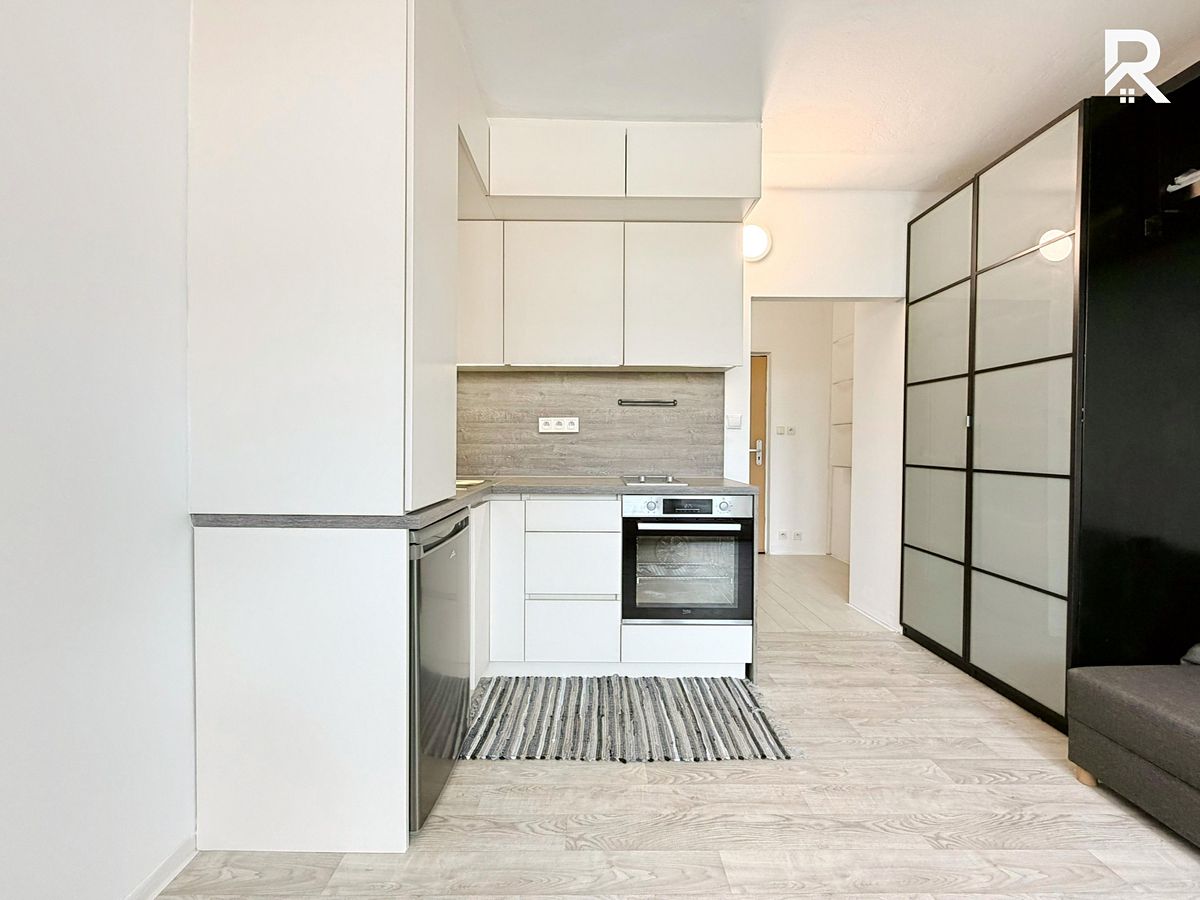 Pronájem bytu 1+kk 21 m²