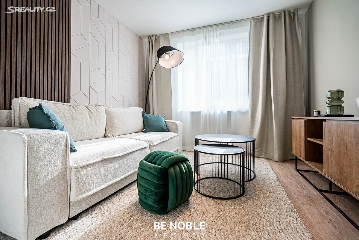 Pronájem bytu 1+kk 21 m², Praha