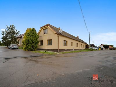 Prodej rodinného domu 189 m², pozemek 1068 m²