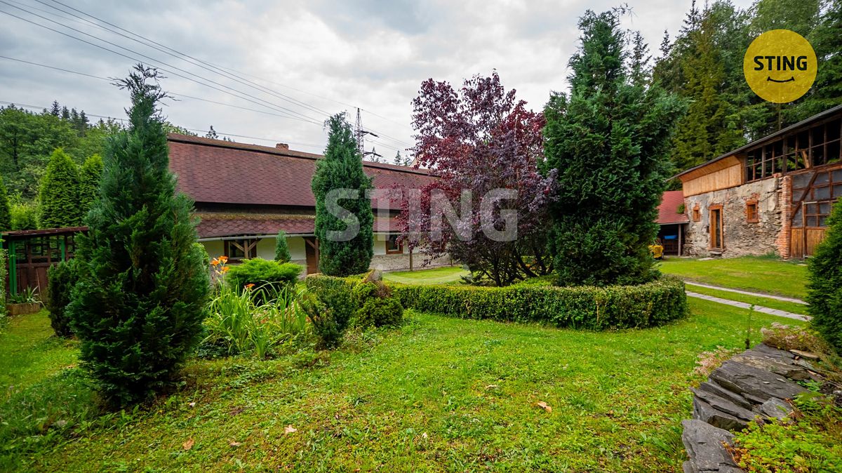 Prodej rodinného domu 520 m², pozemek 7888 m² – fotografie 4
