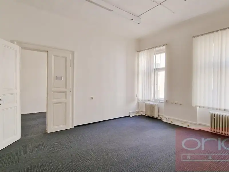 Pronájem kanceláře 91 m², Praha – náhled fotky 3
