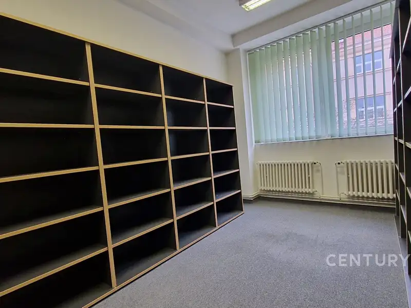 Pronájem kanceláře 37 m², Praha – náhled fotky 2