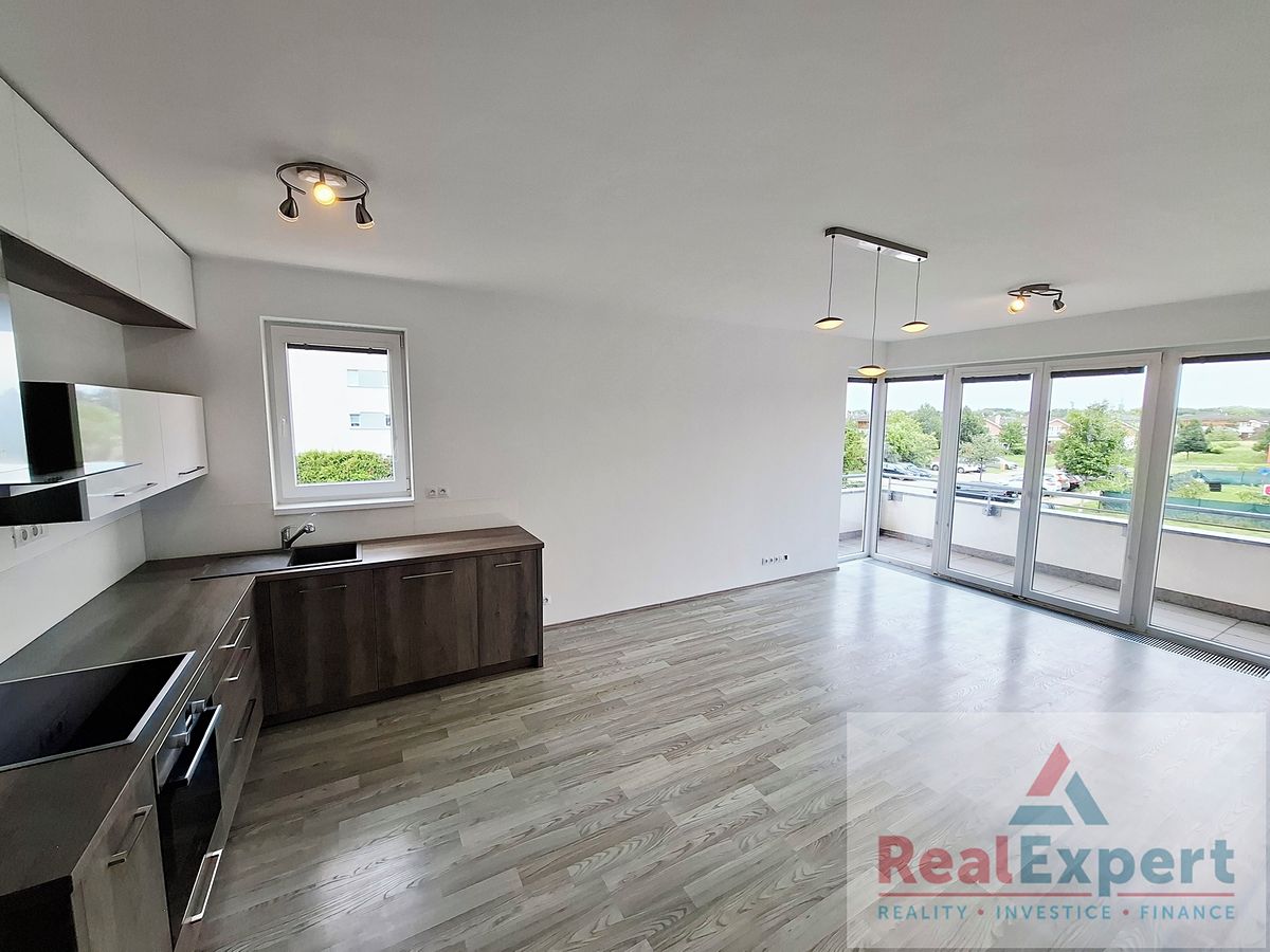Prodej bytu 2+kk 68 m² (Jednopodlažní)