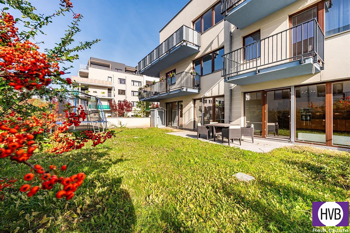 Pronájem bytu 4+kk 227 m²