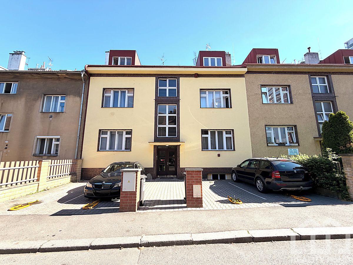 Prodej bytu 1+kk 27 m²