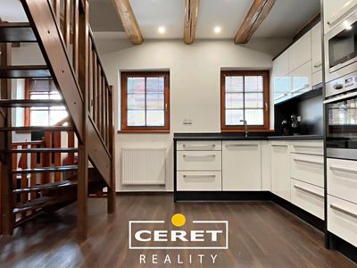Prodej rodinného domu 139 m², pozemek 77 m²