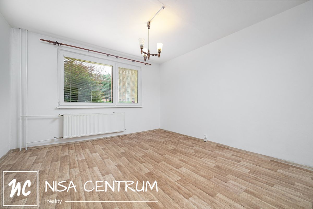 Pronájem bytu 2+kk 43 m² – fotografie 3