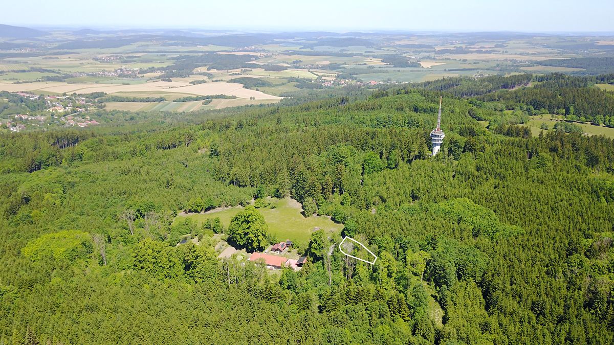 Prodej stavebního pozemku 853 m² – fotografie 3