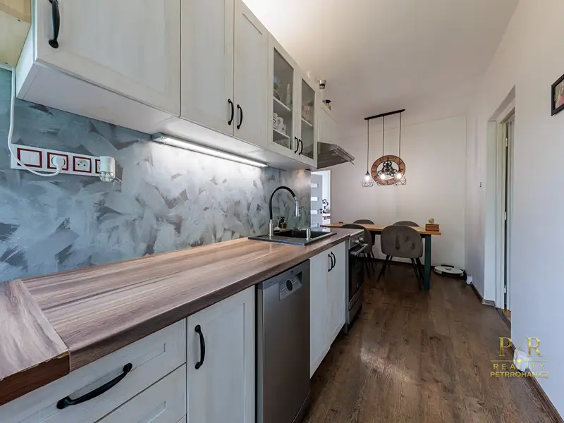 Prodej bytu 3+1 62 m², Chodov – náhled fotky 2