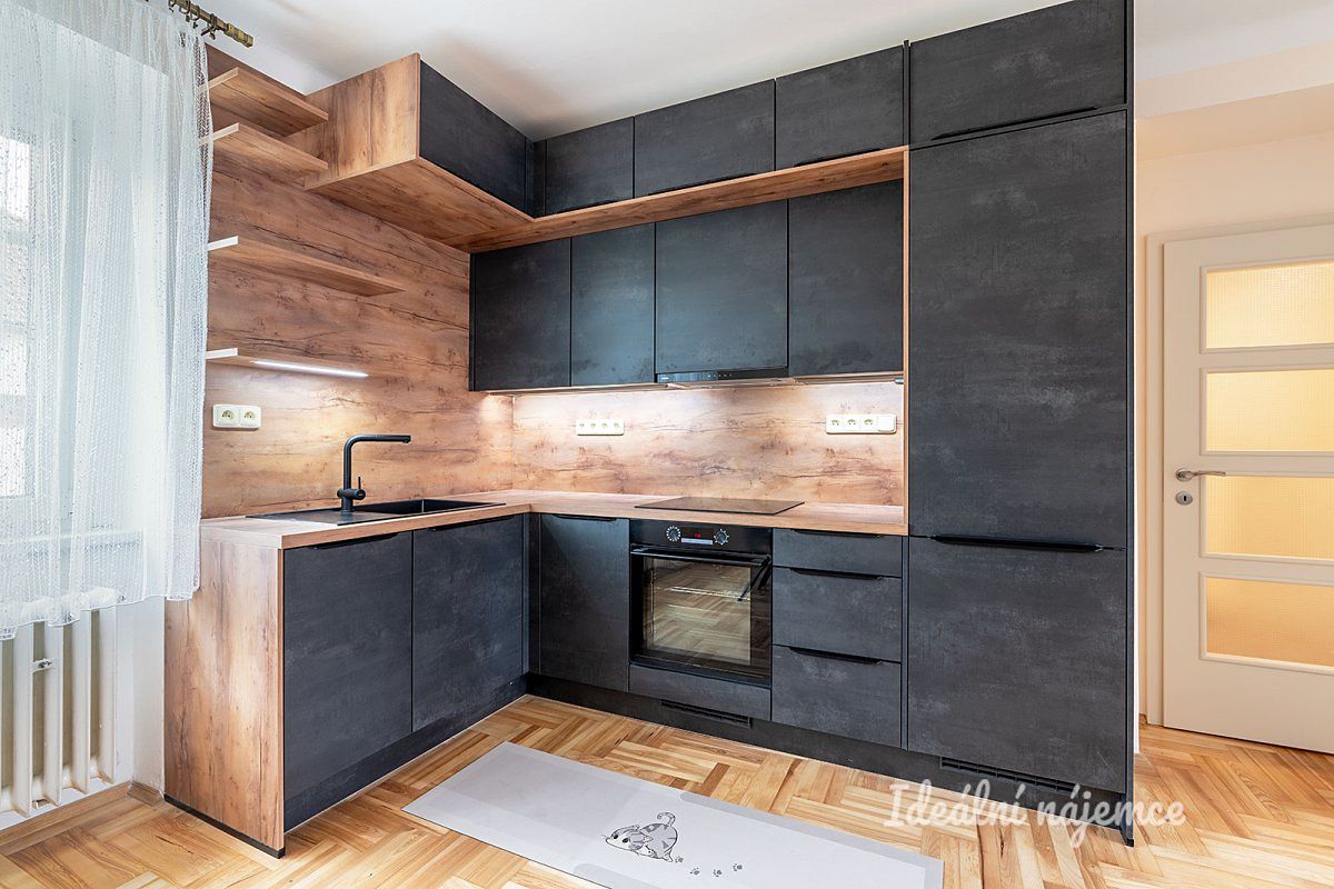 Pronájem bytu 3+kk 78 m² – fotografie 3