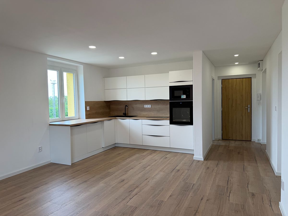Prodej bytu 4+kk 70 m² – fotografie 2