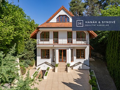 Prodej  rodinného domu 253 m², pozemek 2 546 m²